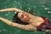 Bujna Kelly Brook se izvijala u bazenu pozirajući za turski GQ
