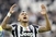 Nije potvrđen ni Di Maria, a na Old Trafford već stiže i Vidal