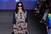 Anna Sui vraća psihodeliju 60-ih miješanjem printa i tkanine