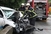Udario u kamion pa u betonski stup: Auto smrskan, vozač živ