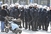 Policajci su udarili prolaznika dok su smirivali prosvjednike