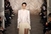 Maison M. Margiela: Poslovna elegancija s dozom sekespila